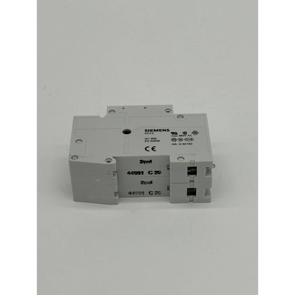 Siemens 5SX22C32 32 Amp 2 Pole 400 Volt DIN Rail Circuit Breaker‎ - Picture 3 of 6